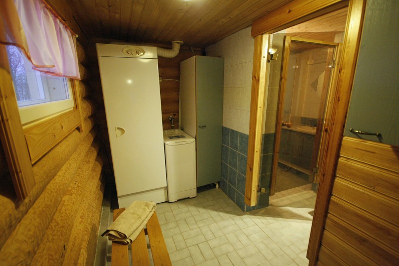 Joutsenrannan pukuhuone