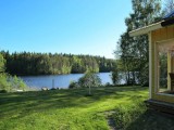 Joutsenrannan piha-alue